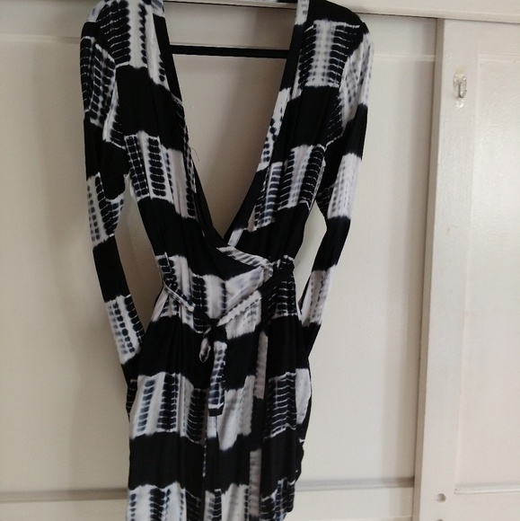 NEW Tye Dyed Wrap Long Sleave Mini Dress - Picture 3 of 6